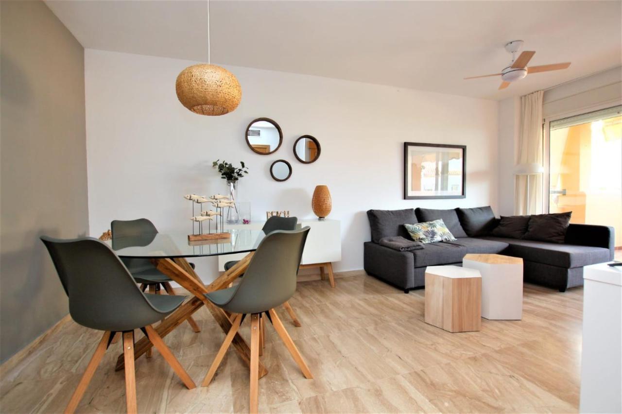 Apartamento Beachfront La Jacaranda Marbella Luaran gambar