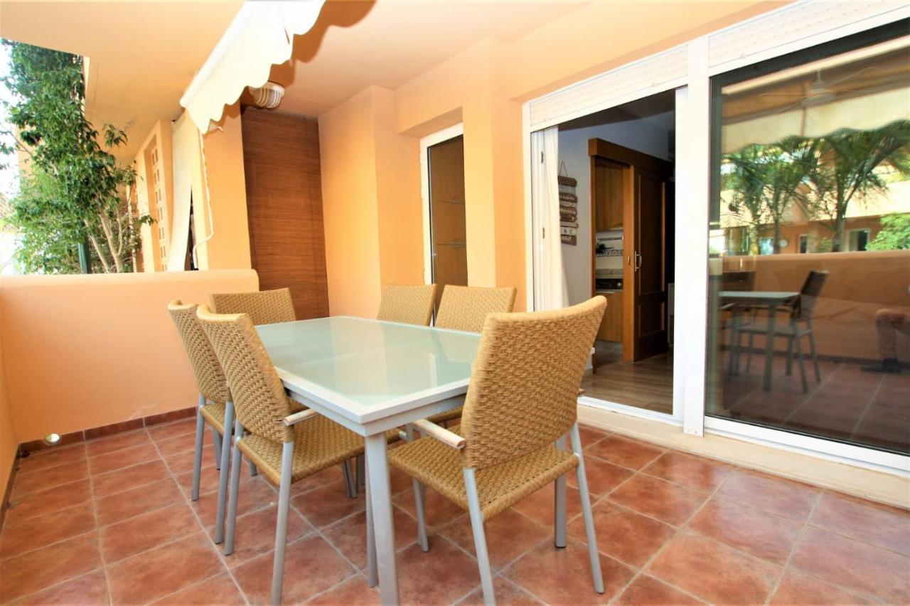 Apartamento Beachfront La Jacaranda Marbella Luaran gambar