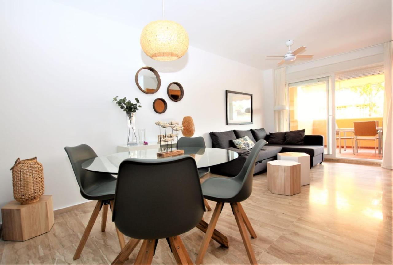 Apartamento Beachfront La Jacaranda Marbella Luaran gambar