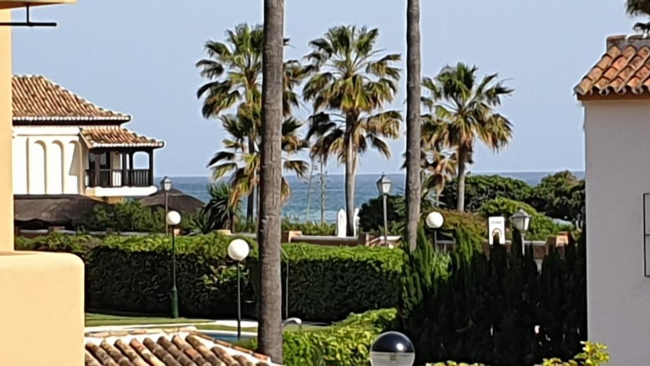 Apartamento Beachfront La Jacaranda Marbella Luaran gambar
